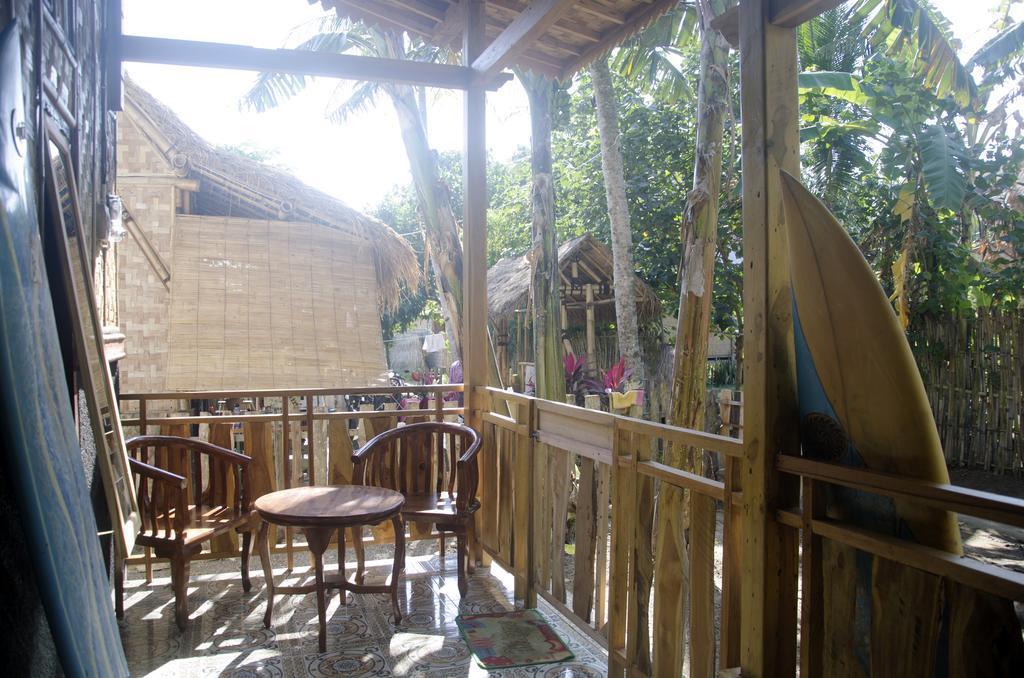 Red Island Bungalows Pasanggaran Esterno foto