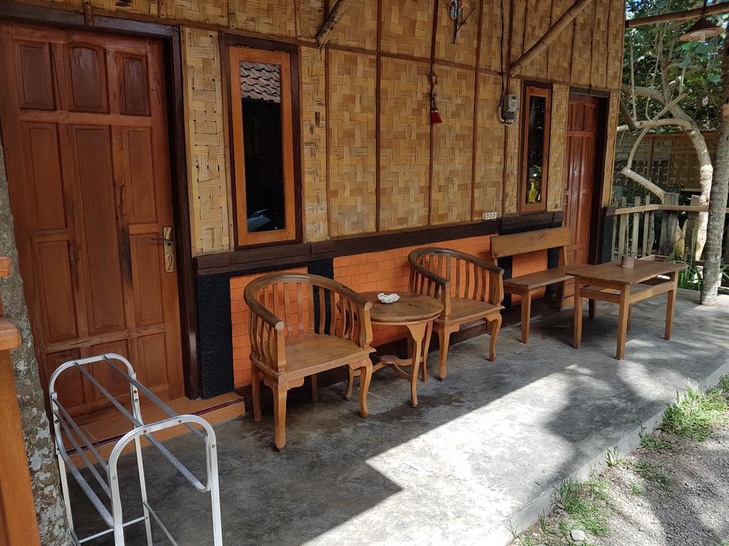 Red Island Bungalows Pasanggaran Esterno foto